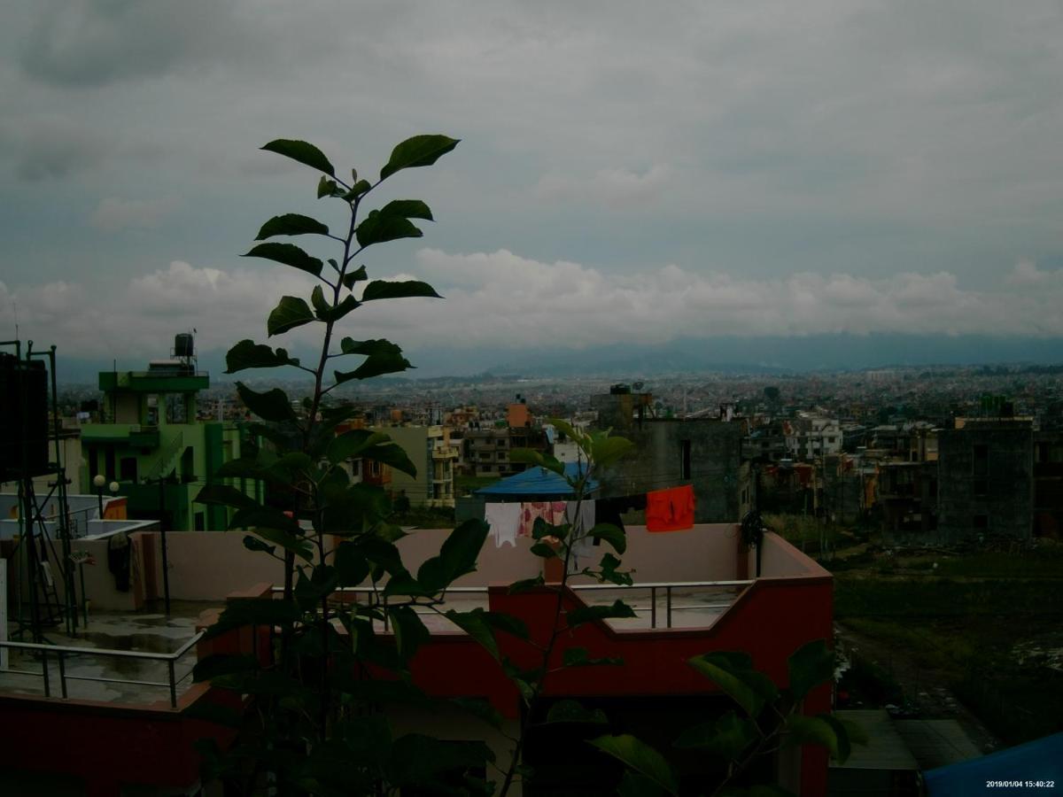 Lalitpur Everest Home Stay Apartment מראה חיצוני תמונה